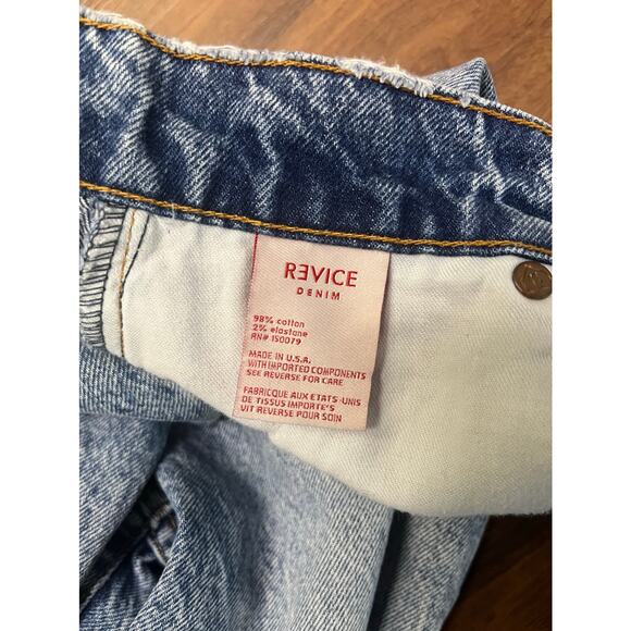 Revice Womens 29 Distressed Light Wash High Rise Button Fly Straight Mom Jean - Picture 9 of 9
